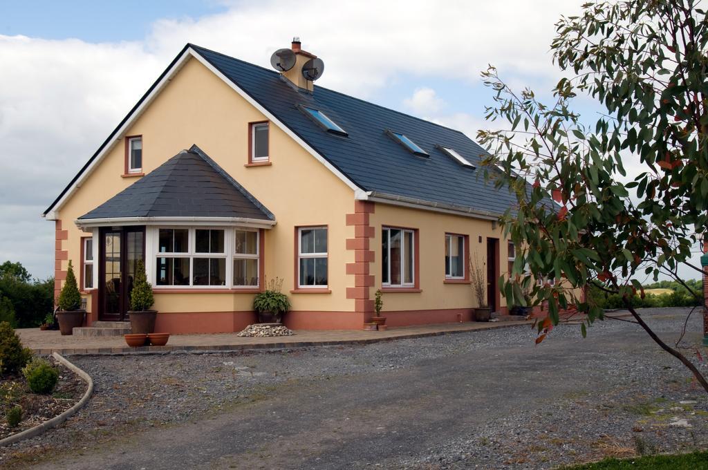 Carrick on Shannon Lake Rise Holiday Home At Kilmaddaroe الغرفة الصورة