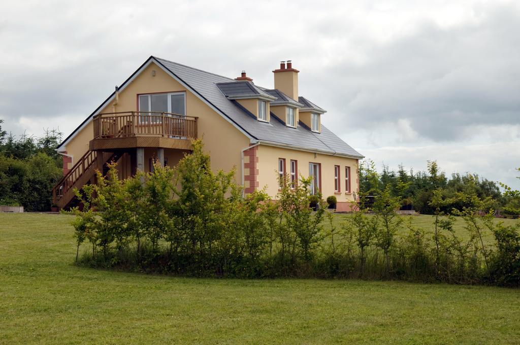 Carrick on Shannon Lake Rise Holiday Home At Kilmaddaroe الغرفة الصورة