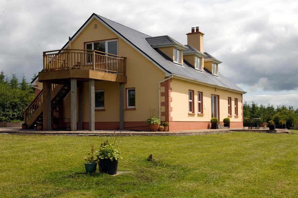 Carrick on Shannon Lake Rise Holiday Home At Kilmaddaroe الغرفة الصورة