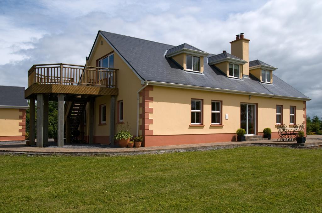 Carrick on Shannon Lake Rise Holiday Home At Kilmaddaroe الغرفة الصورة