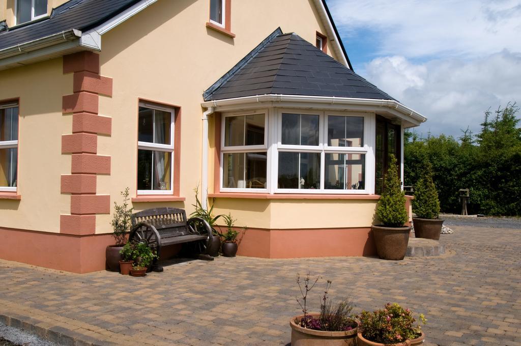 Carrick on Shannon Lake Rise Holiday Home At Kilmaddaroe الغرفة الصورة