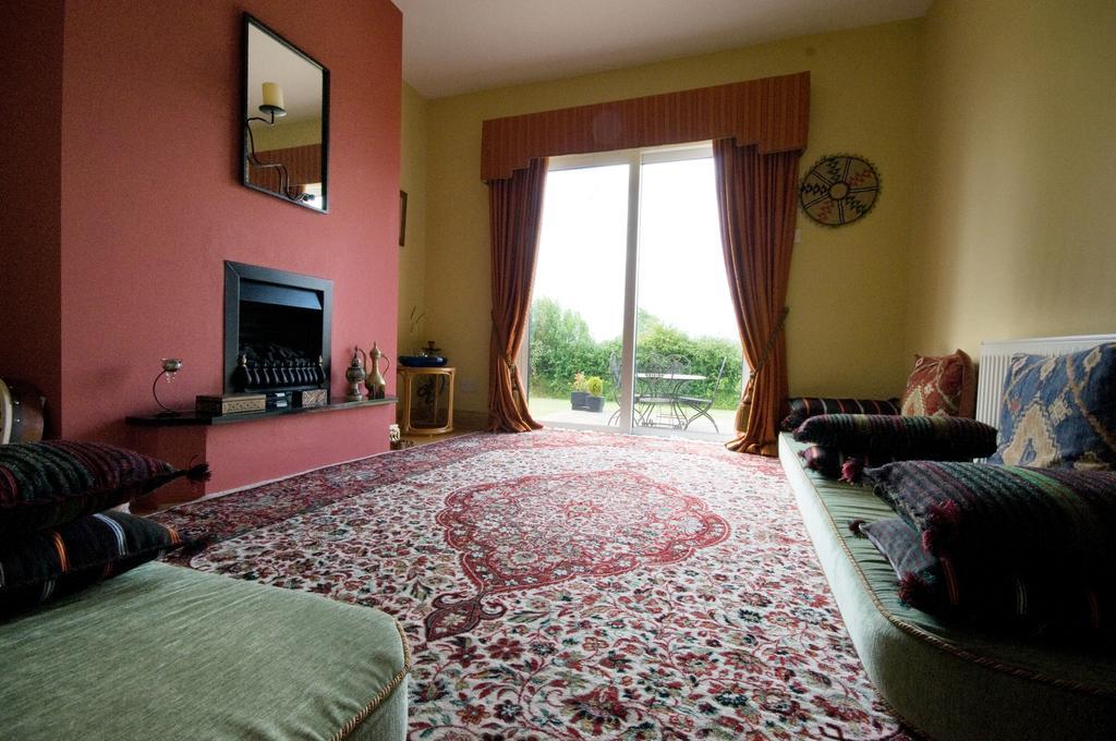 Carrick on Shannon Lake Rise Holiday Home At Kilmaddaroe الغرفة الصورة